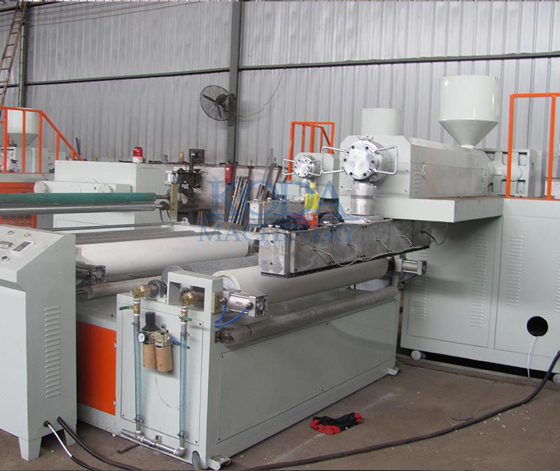 GDFPE-2200/2800/3000 Polyethylene Bubble Film Machine